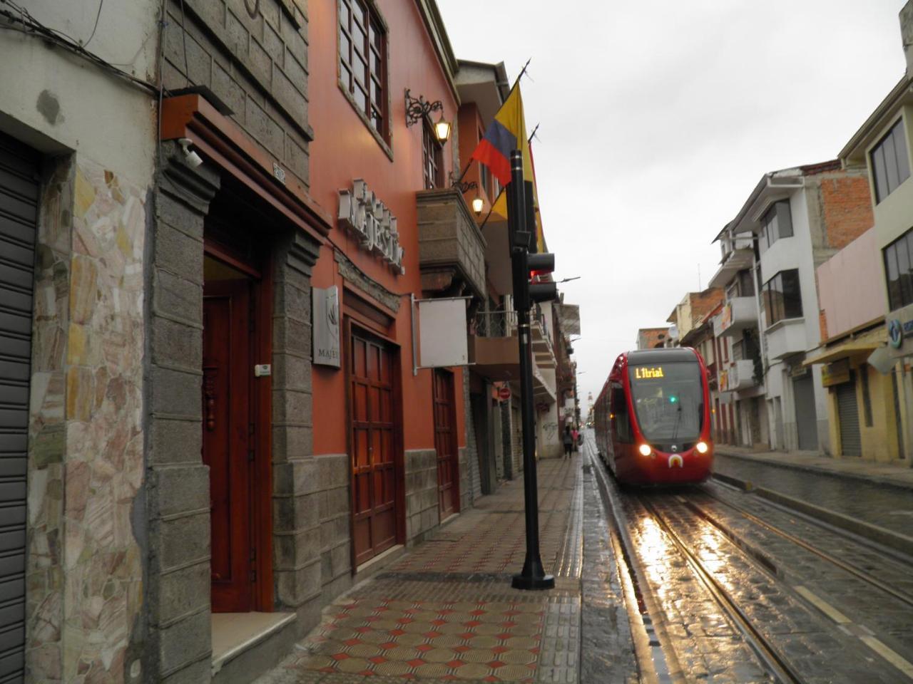 Hotel Majestic 2 Cuenca Exterior foto